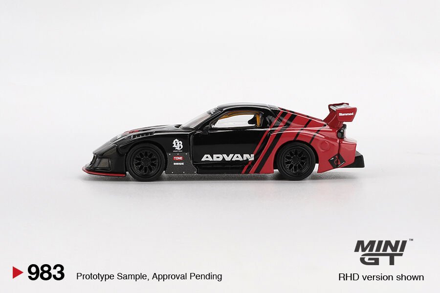 Mini GT 1/64 Mazda RX-7 LB-Super Silhouette Advan