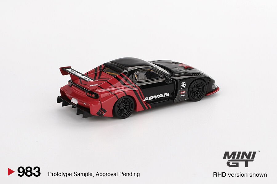 Mini GT 1/64 Mazda RX-7 LB-Super Silhouette Advan