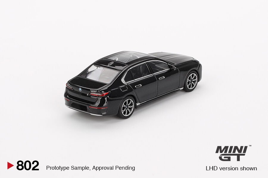 Mini GT 1/64 BMW i7 xDrive60 Black Sapphire (BLİSTER)
