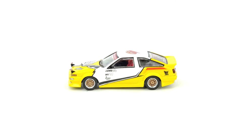 iNNO64 1/64 Toyota Sprinter Trueno (AE86) Brunel Diecast Kustom Show 2024