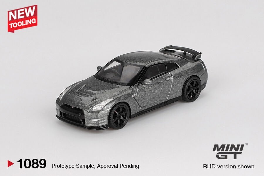 Mini GT 1/64 NISSAN GT-R 2013 Dark Metal Gray(NISMO R35 CRS Version)