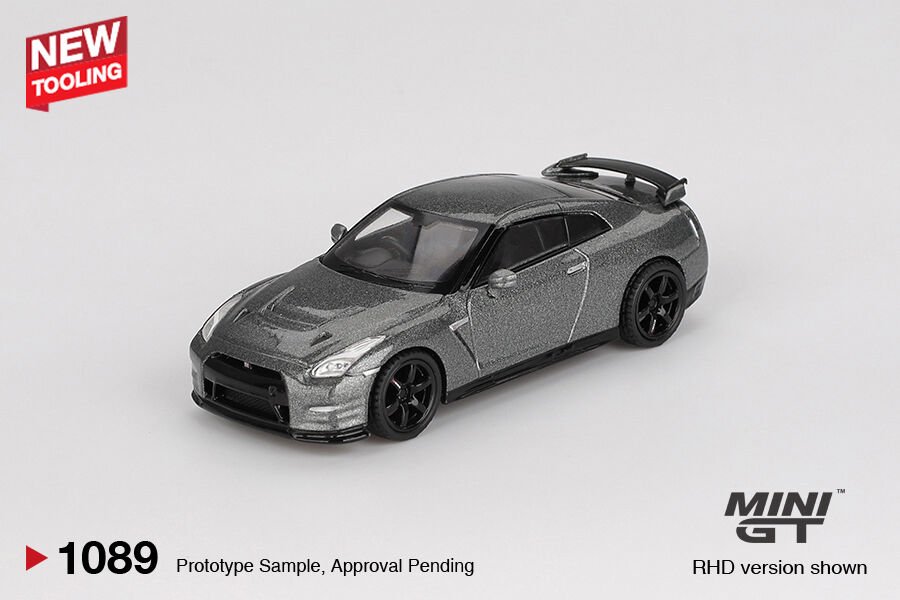 Mini GT 1/64 NISSAN GT-R 2013 Dark Metal Gray(NISMO R35 CRS Version)