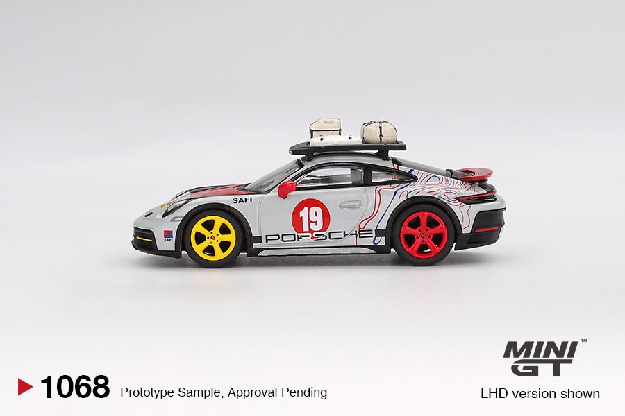 Mini GT 1/64 Porsche 911 Dakar ''Uncle Rally''(BLİSTER PAKET)