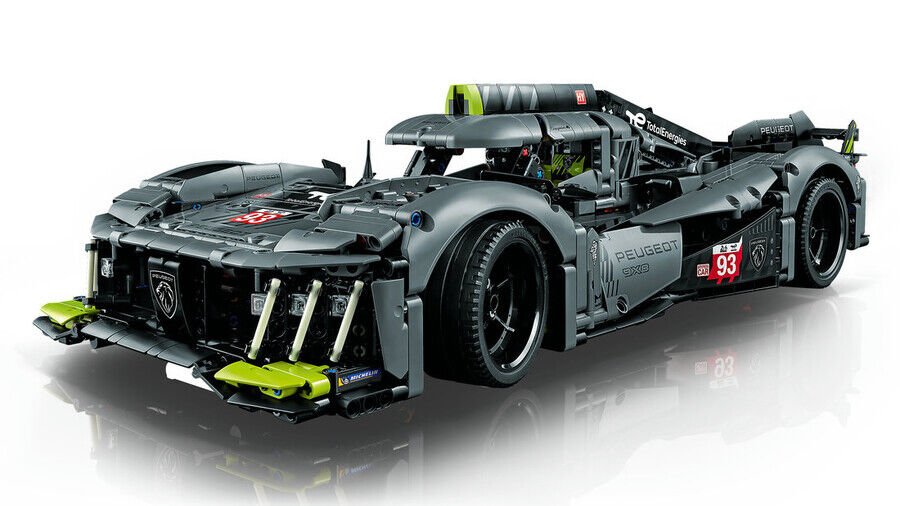 LEGO Technic PEUGEOT 9X8 24H Le Mans Hybrid Hypercar